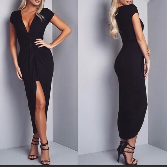 Sabora Dresses & Skirts - Black high low knotted dress